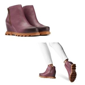 SOREL Joan of Arctic III Waterproof Uptown Wedge Boot, Ice swine Gum, size 8.5